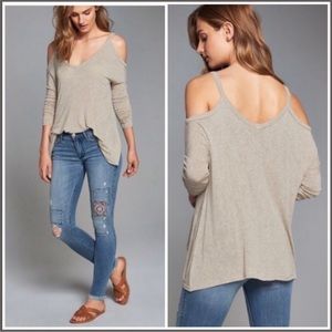 Abercrombie long sleeve top